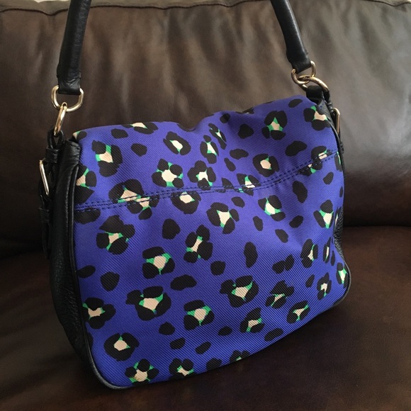 kate Spade New York Cobble Hill Small Devin Bag - Picture 6 of 13